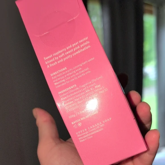 ❤️‍🔥10/$10❤️‍🔥 NEW ♡ Sweet Pink Petals Bath Salts - Picture 2 of 4